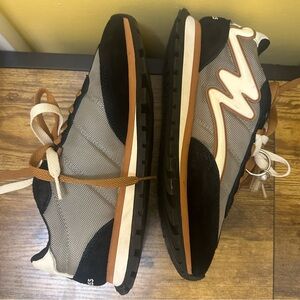 Marc Jacobs Black and Gray Sneakers The Jogger